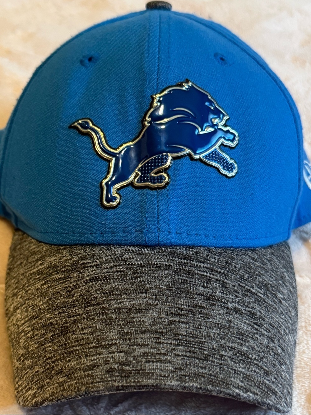 New Era NFL Detroit Lions 39THIRTY Hat Cap Gray Blue Medium-Large